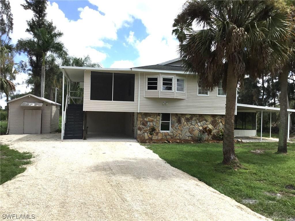 1410 Scott Ave., Lehigh Acres, FL 33972