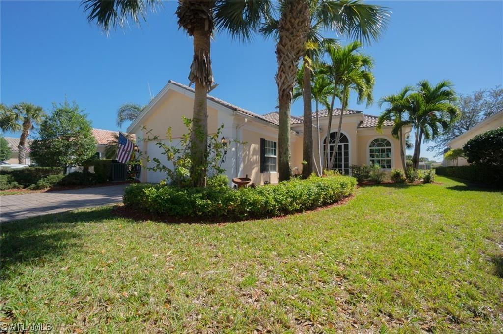 4636 Navassa Ln., Naples, FL