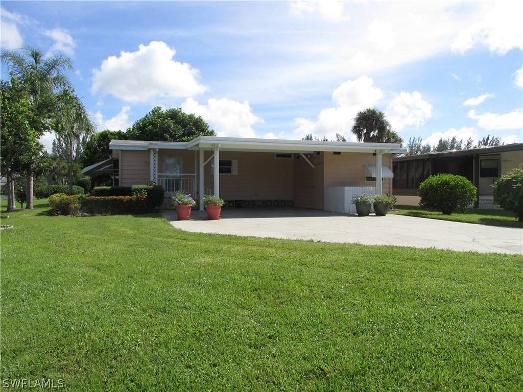 16203 Asheboro Ct., Fort Myers, FL 33908