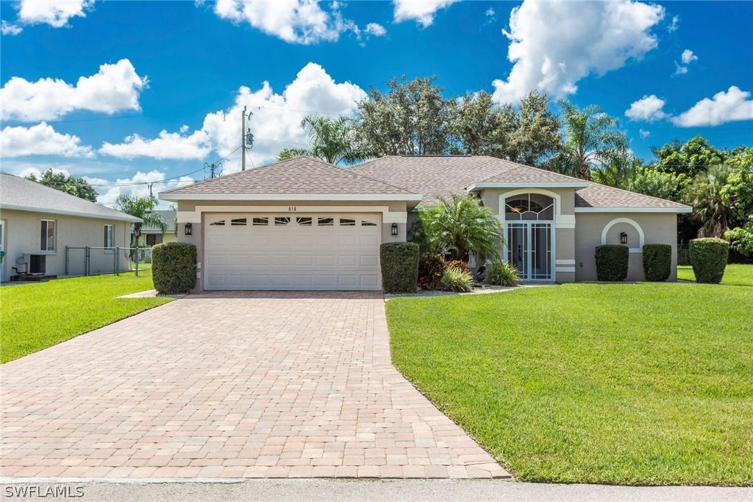 616 SE 31st Ter., Cape Coral, FL 33904