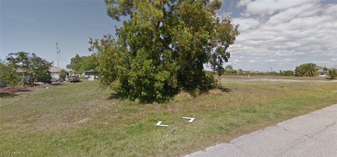 315 NW 13th St., Cape Coral, FL 33993