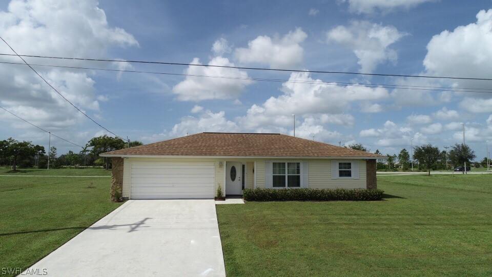 1422 NE 16th Pl., Cape Coral, FL 33909