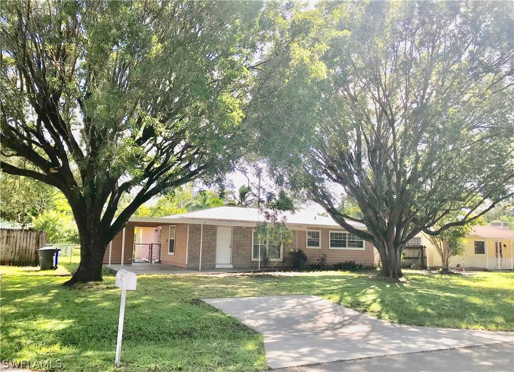 1542 Coconut Dr., Fort Myers, FL 33901