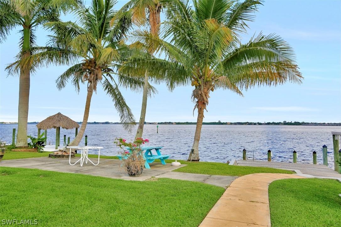 4415 SE 20th Pl., Cape Coral, FL 33904