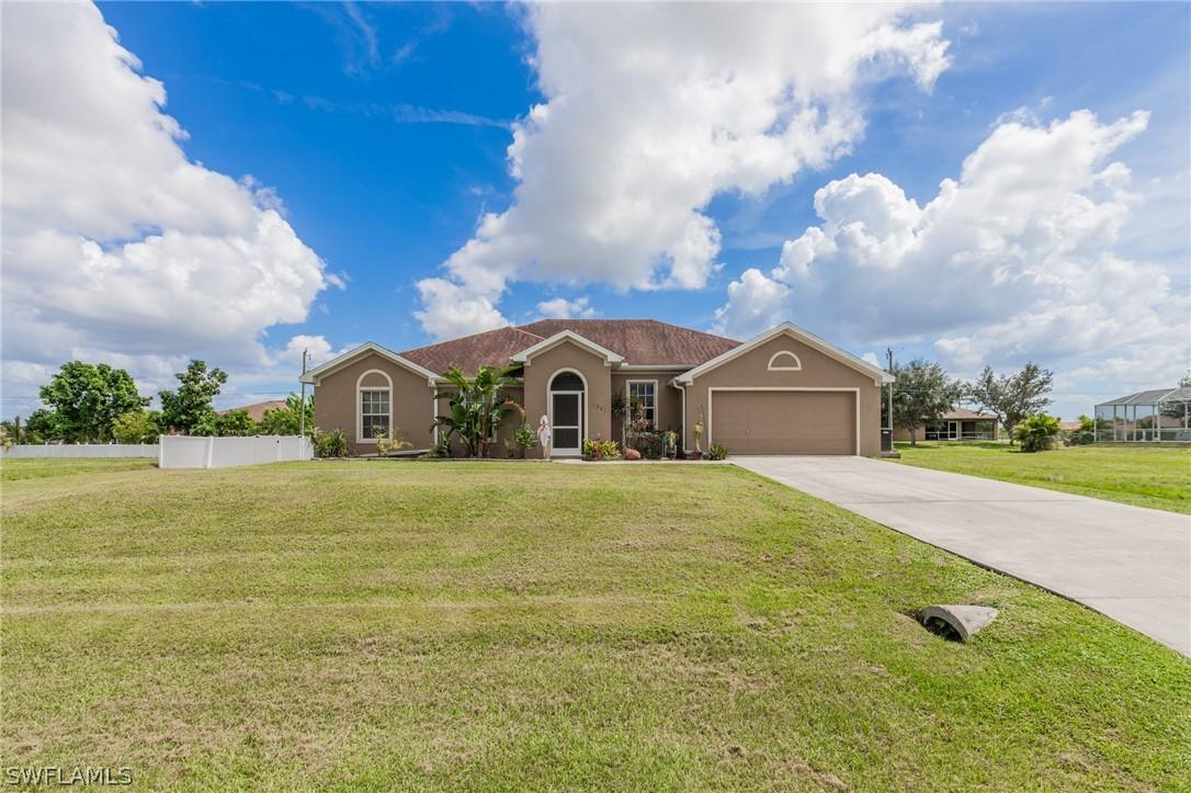 1201 NE 4th Pl., Cape Coral, FL 33909
