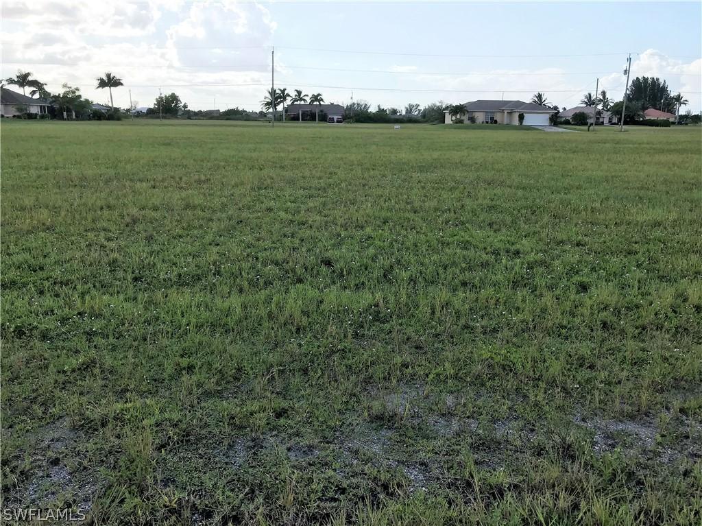 1028 NW 36th Pl., Cape Coral, FL 33993