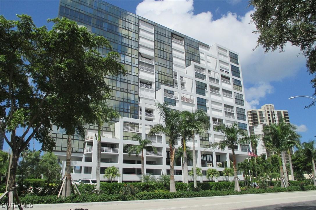 4751 Gulf Shore Blvd. #502, Naples, FL 34103