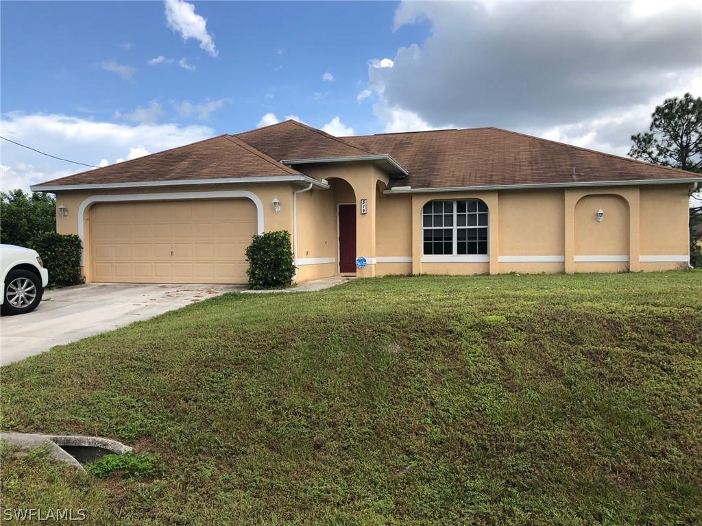 519 Cypress Ave., Lehigh Acres, FL 33974
