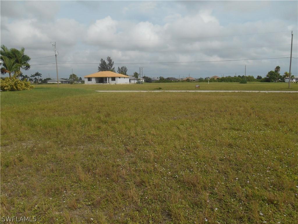 1029 NW 35th Pl., Cape Coral, FL 33993