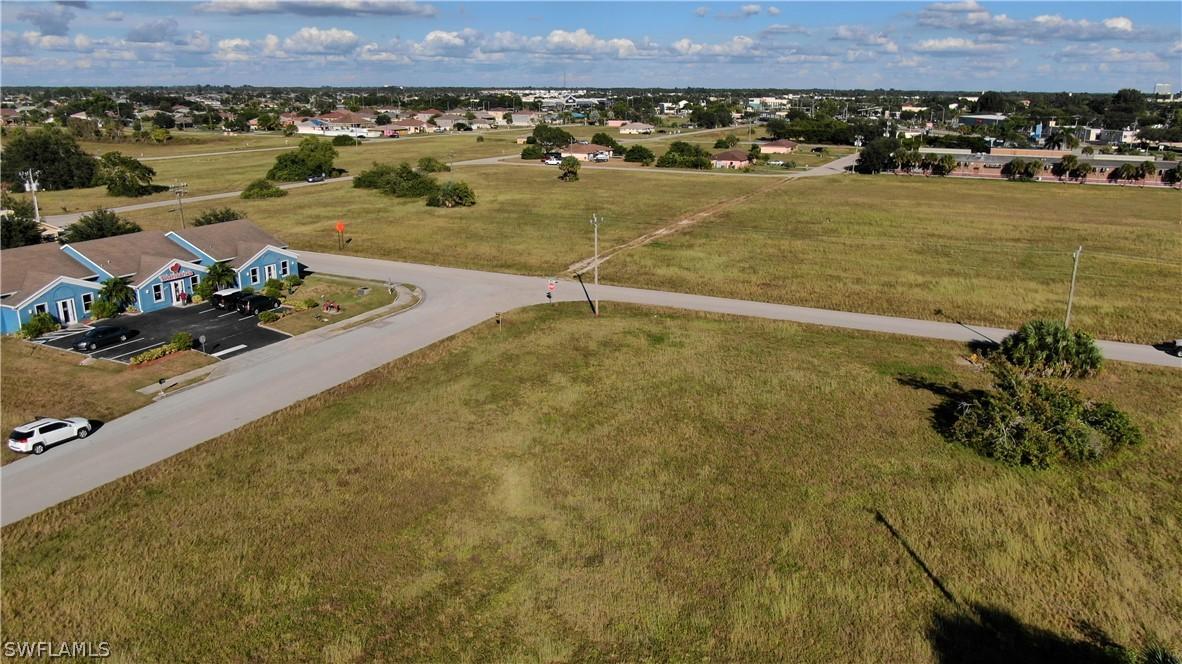 1226 NE 8th St., Cape Coral, FL 33909