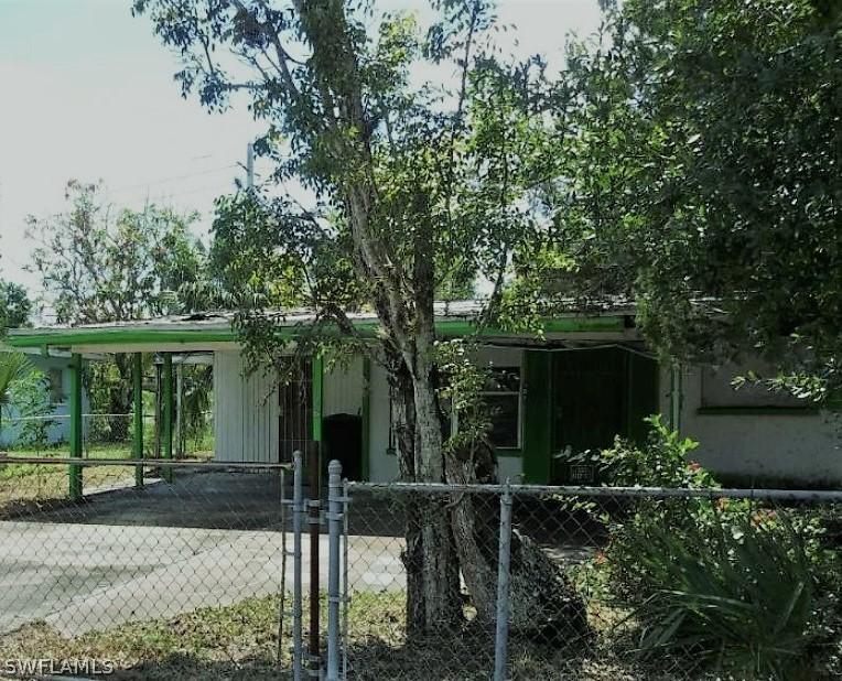3026 Second St., Fort Myers, FL 33916