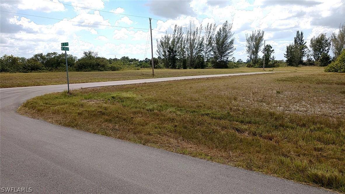 4302 NE 21st Pl., Cape Coral, FL 33909