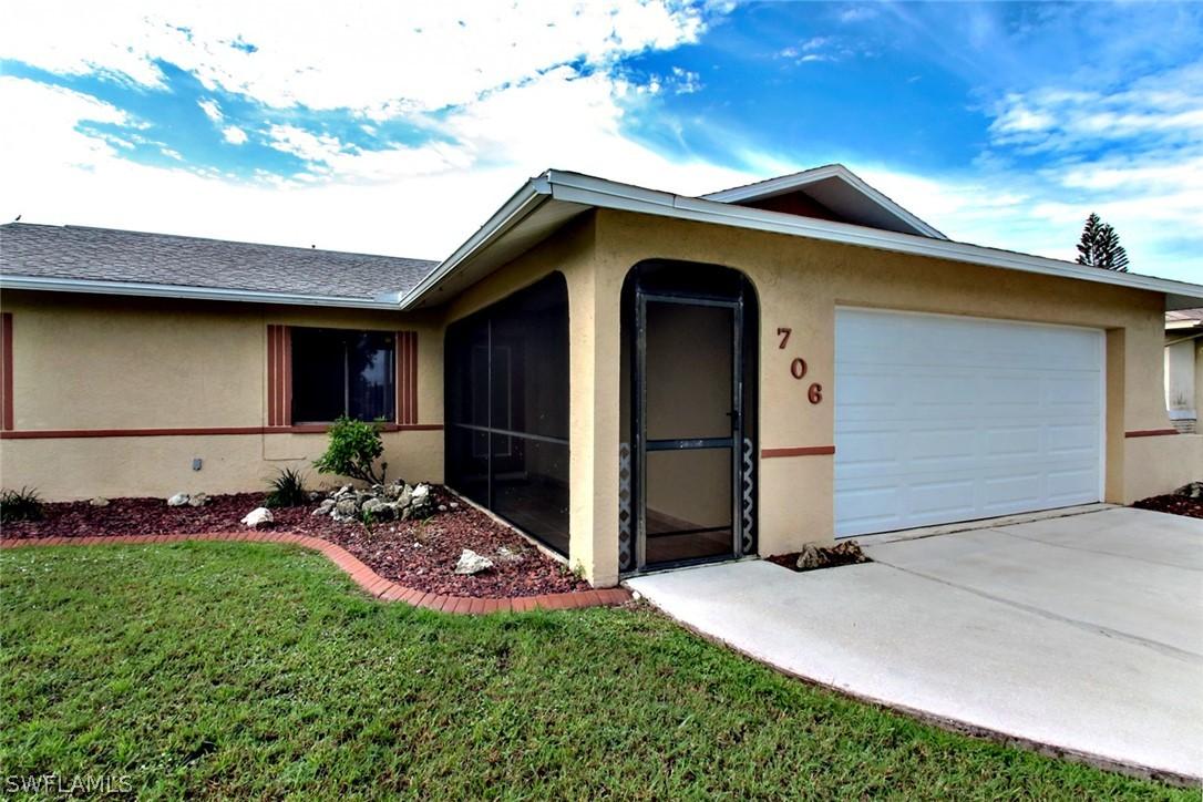 706 SW 35th Ter., Cape Coral, FL 33914