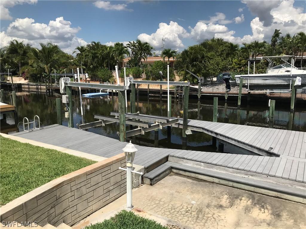 3101 SE 16th Pl., Cape Coral, FL 33904