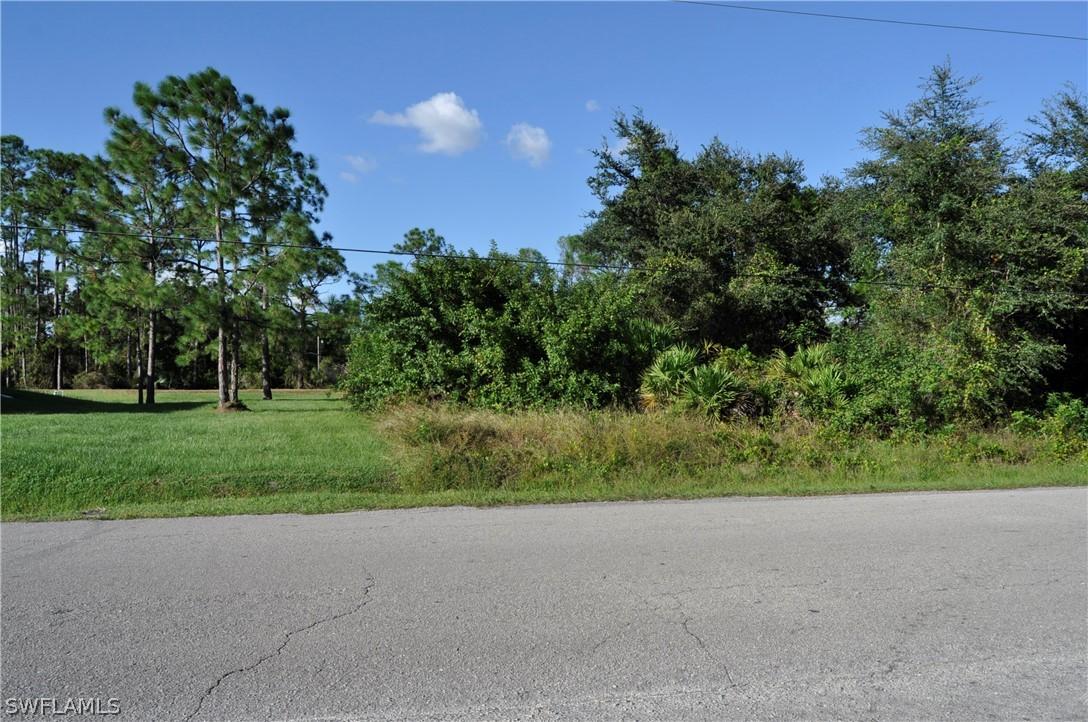 4428/4430 Douglas Ln., Lehigh Acres, FL 33973