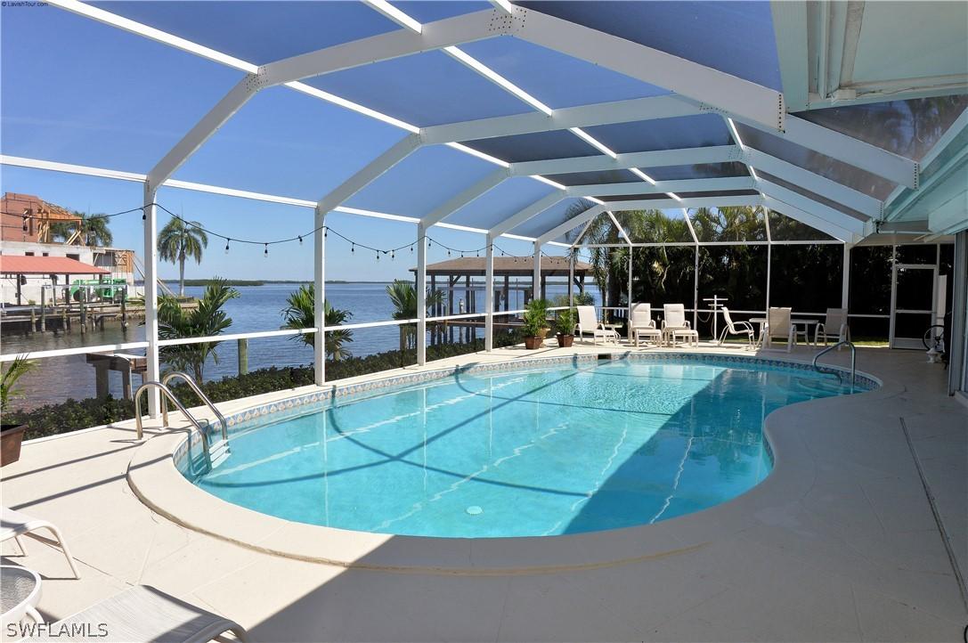 51 Fairview Blvd., Fort Myers Beach, FL 33931