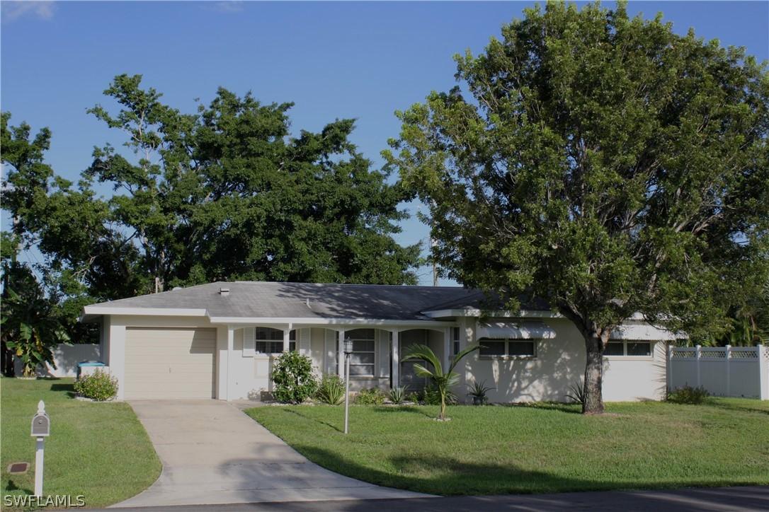 4437 SE 9th Ave., Cape Coral, FL 33904