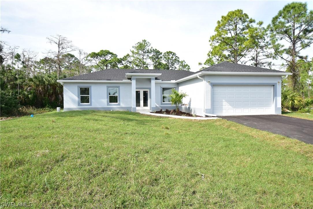 2075 Everglades Blvd., Naples, FL 34120