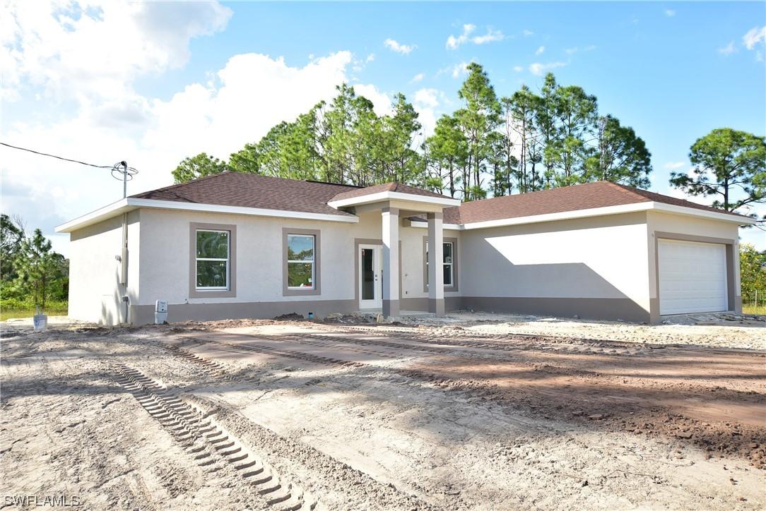 2085 Everglades Blvd., Naples, FL 34120