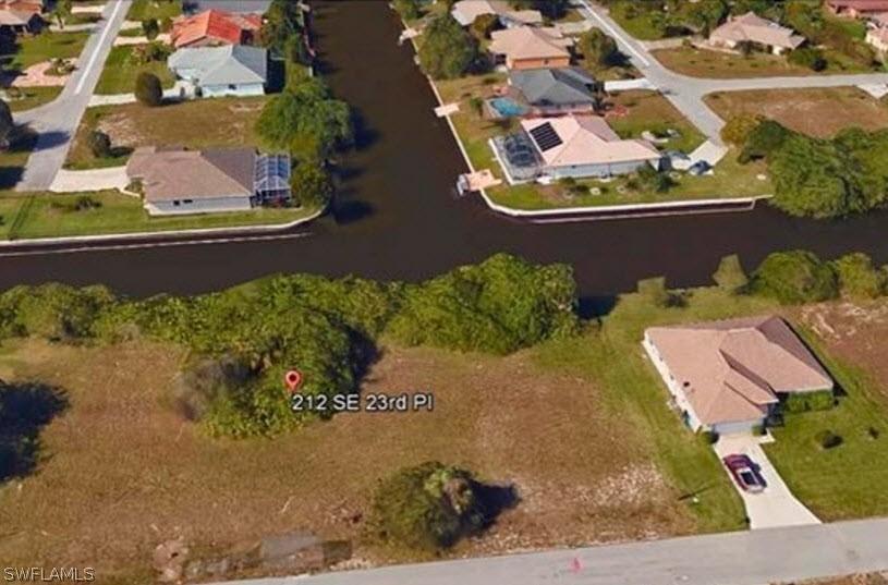 212 SE 23rd Pl., Cape Coral, FL 33990