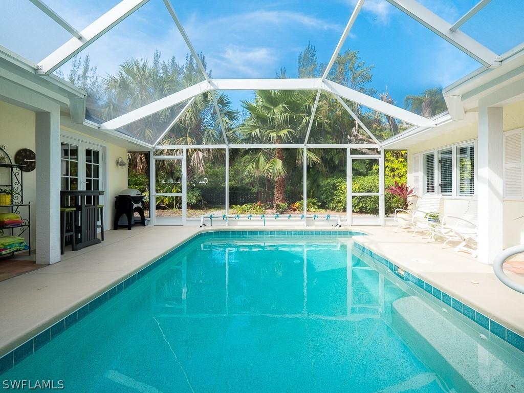 5747 Pine Tree Dr., Sanibel, FL 33957