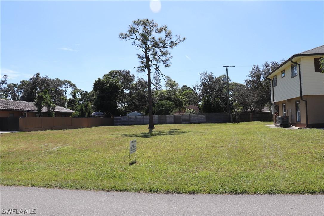 9090 Carolina St., Bonita Springs, FL 34135