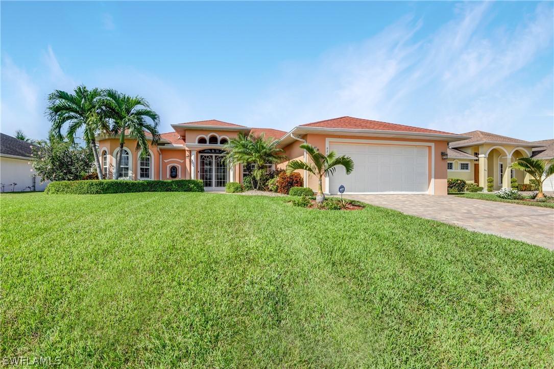 626 SE 8th Pl., Cape Coral, FL 33990