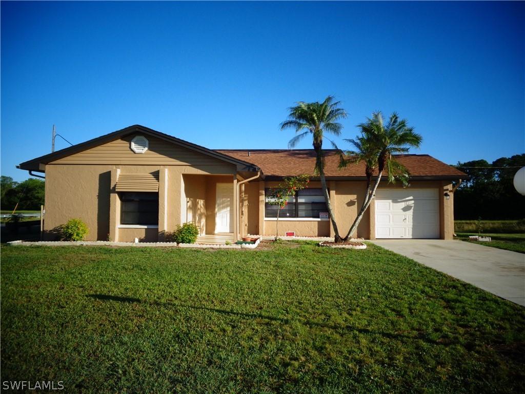 609 Jefferson Dr., Lehigh Acres, FL 33936