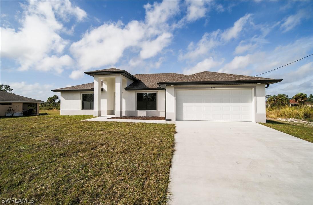 805 Clayton Ave., Lehigh Acres, FL 33972