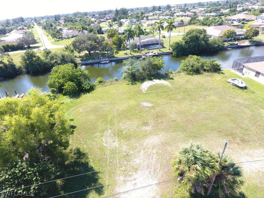 212 SW 12th St., Cape Coral, FL 33991