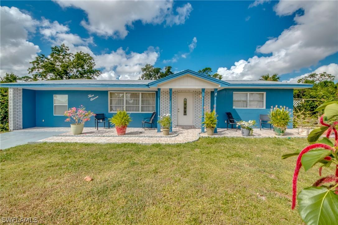 311 Highland Ave., Lehigh Acres, FL 33936