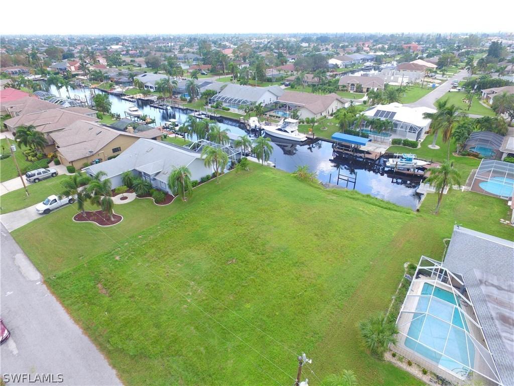 2540 SE 21st Ave., Cape Coral, FL 33904