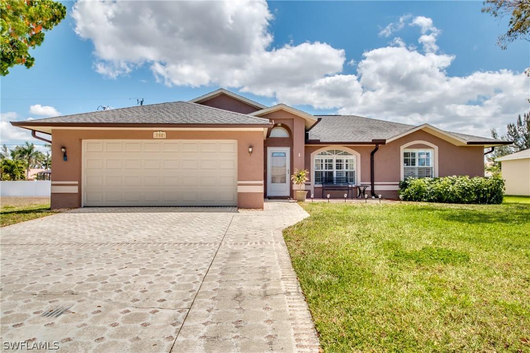 3909 SW 20th Pl., Cape Coral, FL 33914
