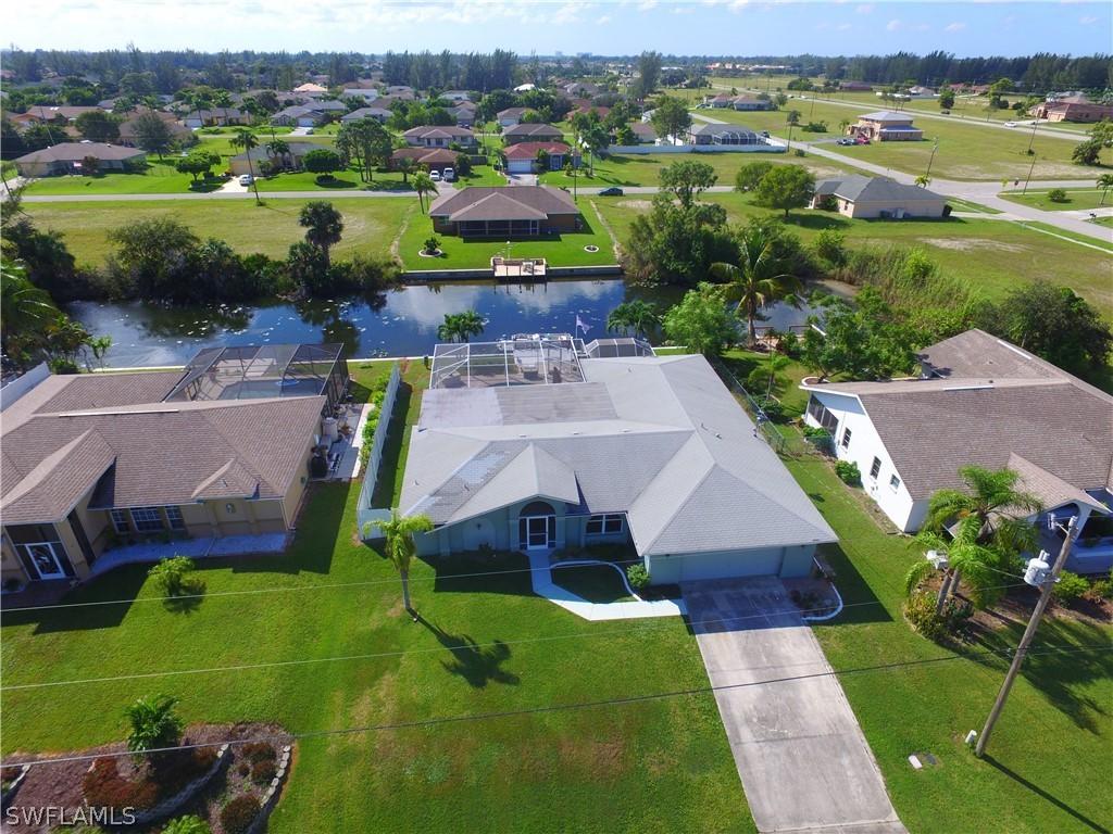 700 SW 20th Ter., Cape Coral, FL 33991
