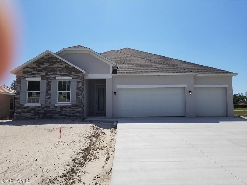 2322 NW 33rd Pl., Cape Coral, FL 33993