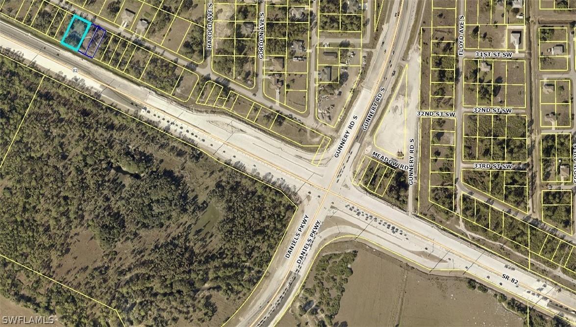 1028 Meadow Rd., Lehigh Acres, FL 33973