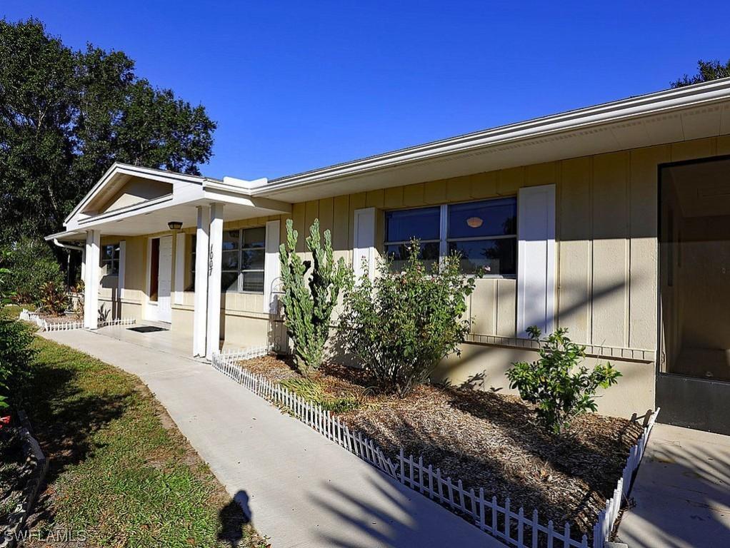 1007 Sunrise Blvd., Lehigh Acres, FL 33974
