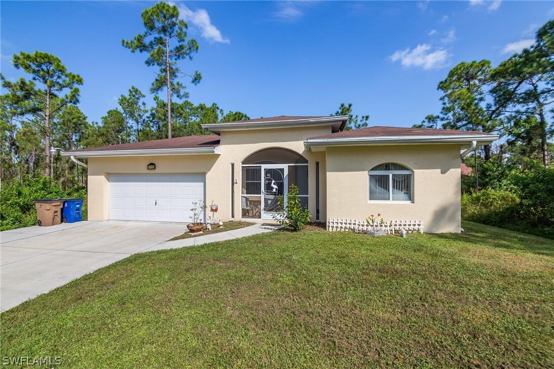 915 Maddock St., Lehigh Acres, FL 33974