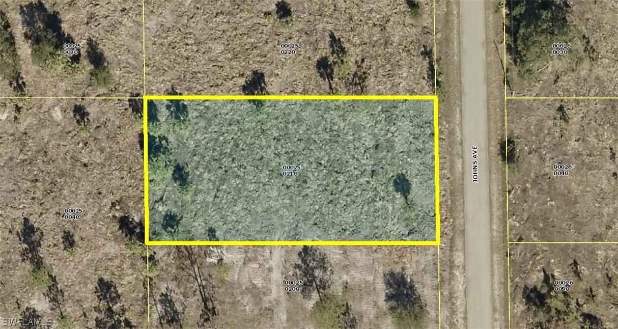 617 Johns Ave., Lehigh Acres, FL 33972