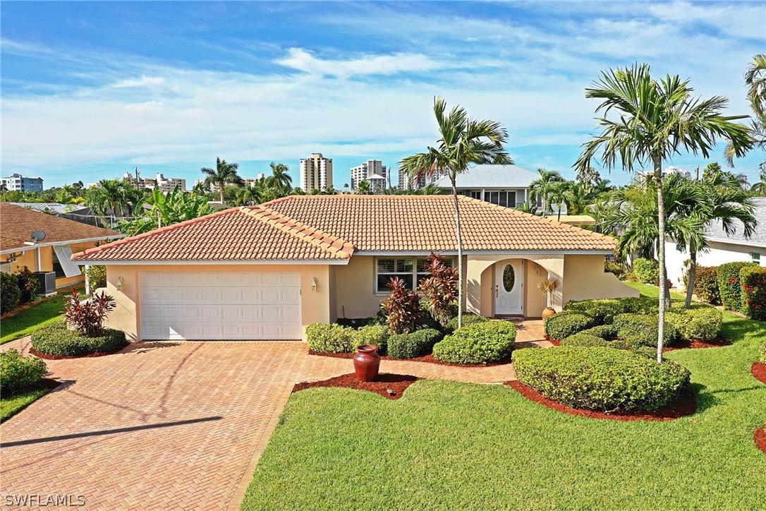 10 Palmview Blvd., Fort Myers Beach, FL 33931