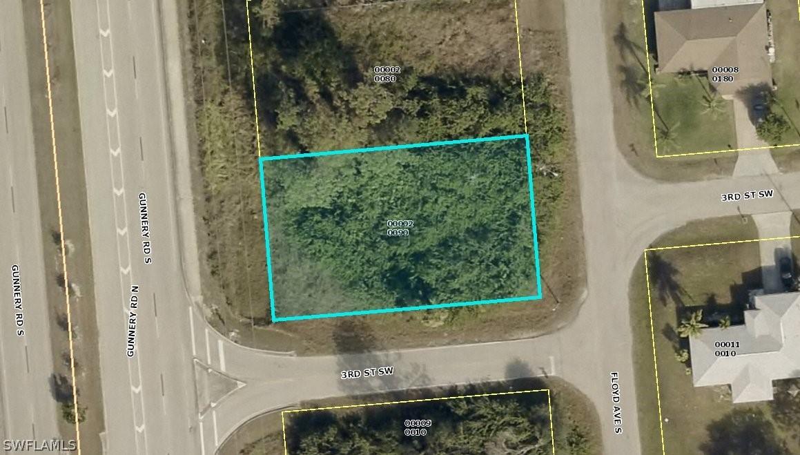 116 Floyd Ave., Lehigh Acres, FL 33976