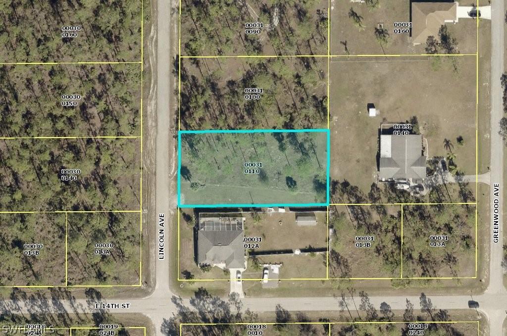 1426 Lincoln Ave., Lehigh Acres, FL 33972