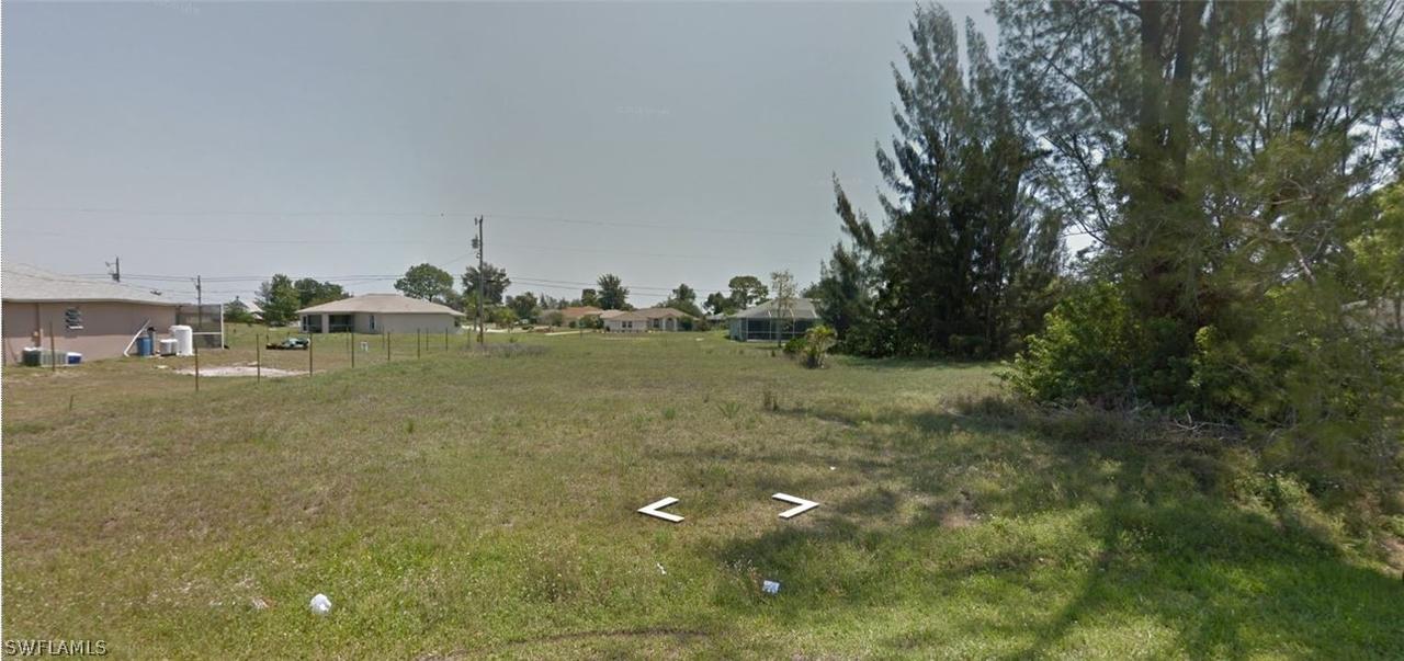 815 SW 14th Pl., Cape Coral, FL 33991