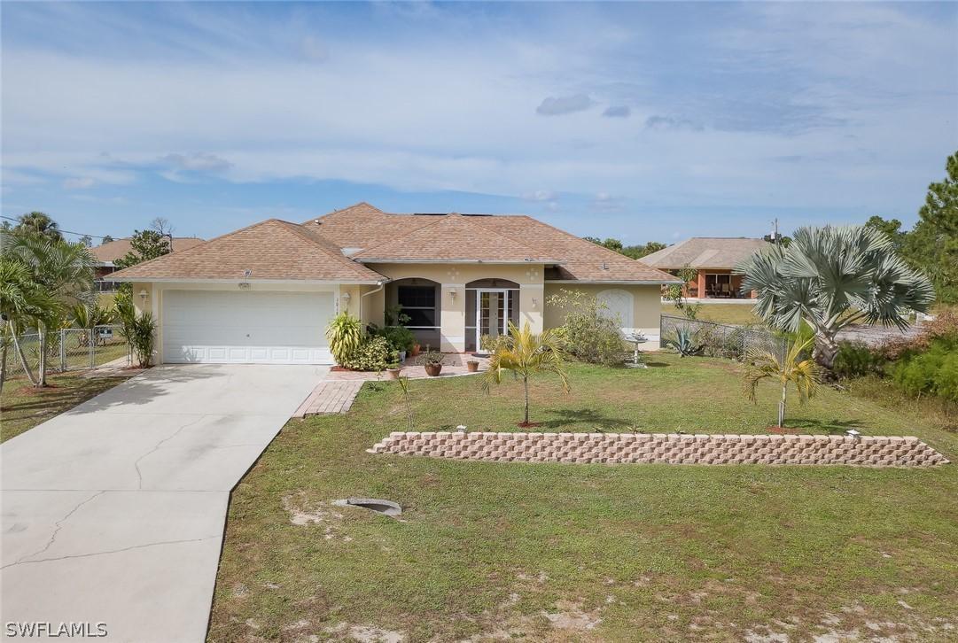 1019 Angelo Ave., Lehigh Acres, FL 33971