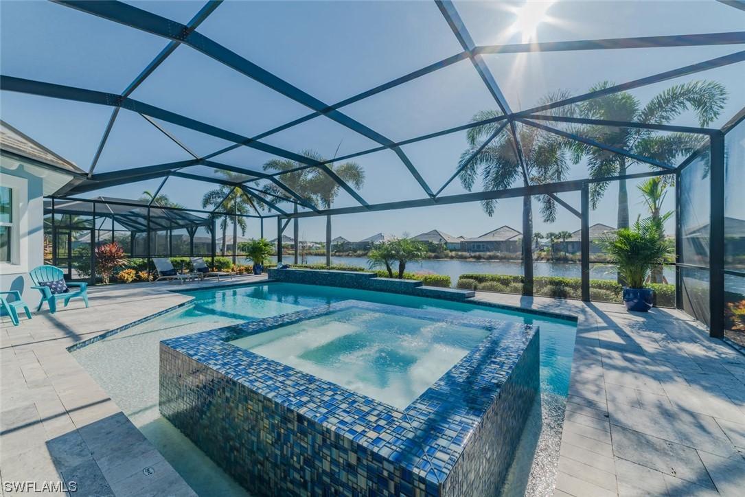 6435 Pembroke Way, Naples, FL 34113