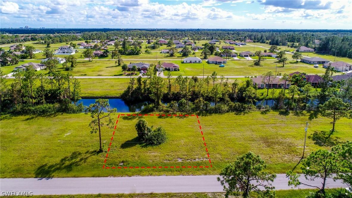 2214 NE 35th Ln., Cape Coral, FL 33909