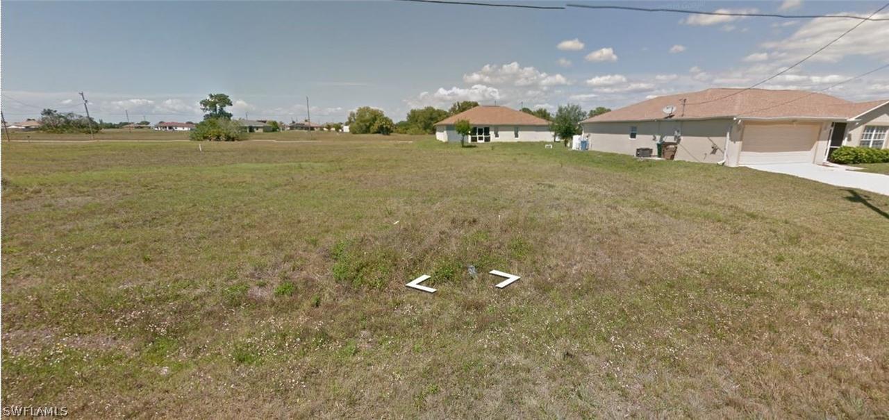 401 NW 10th St., Cape Coral, FL 33993