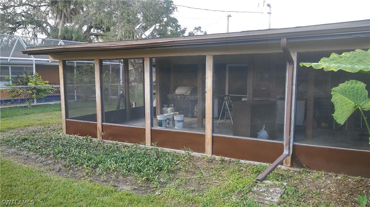 800 Juno Dr., Lehigh Acres, FL 33936