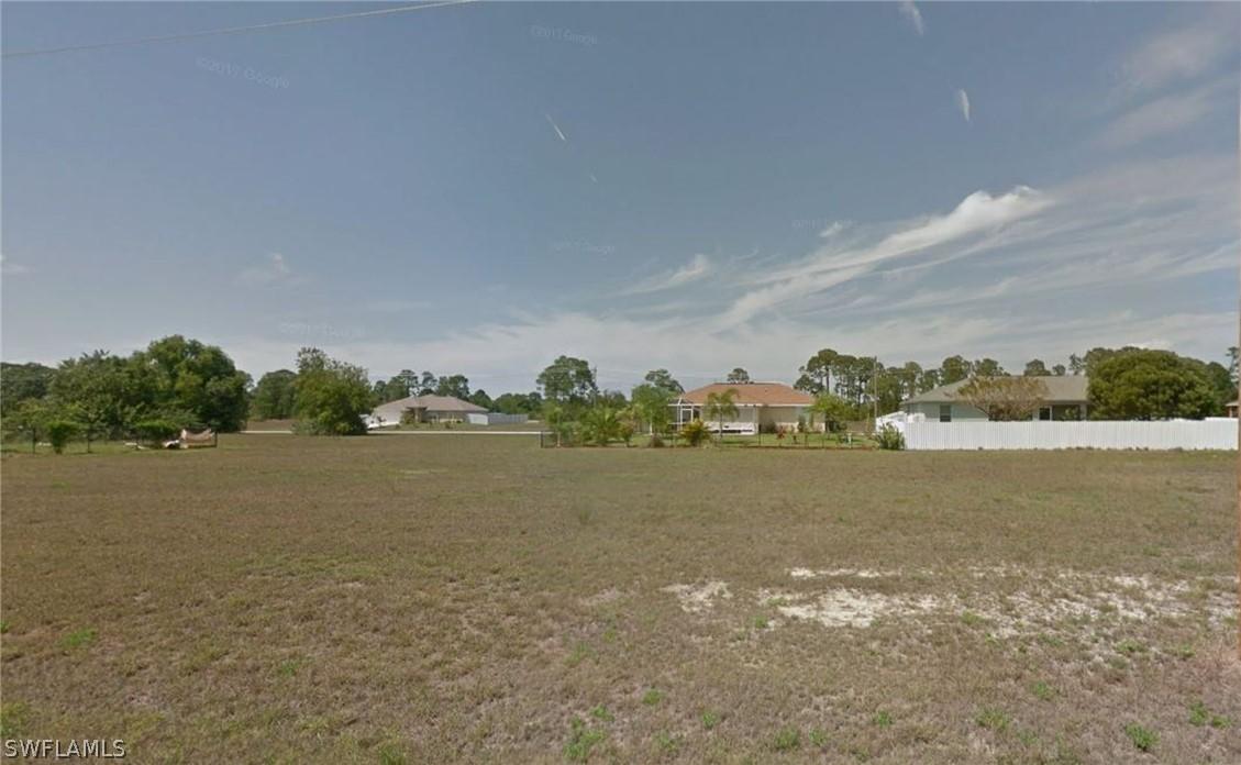 207 NW 33rd Ter., Cape Coral, FL 33993