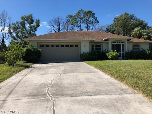 2611 Queen Dr., Lehigh Acres, FL 33971